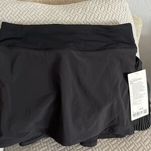 Lululemon Play off the pleats skirt